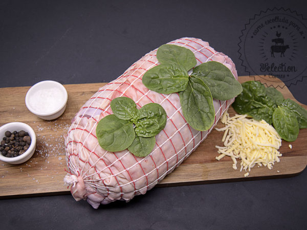 Roti de peru recheado com queijo e espinafre